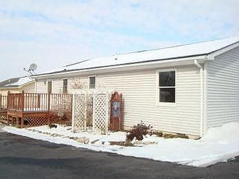 5th image of 223 Somerset Dr
