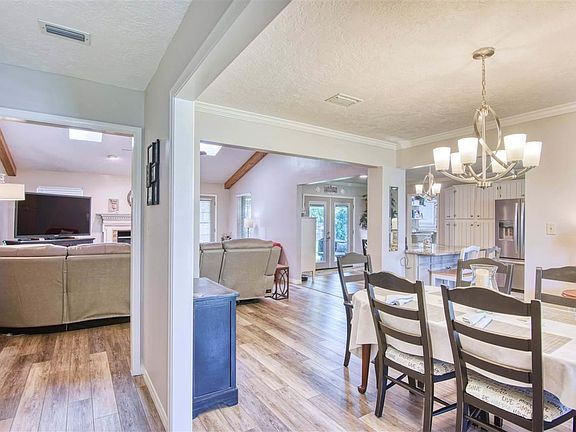 2nd image of 1300 Calcutta Dr