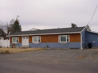 1933 SW 21st St, Redmond, OR 97756