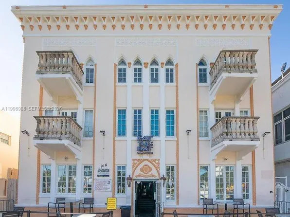 918 Ocean Dr APT 203, Miami Beach, FL 33139