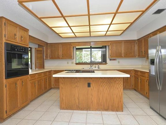 2nd image of 1409 Pelican Bay Trl