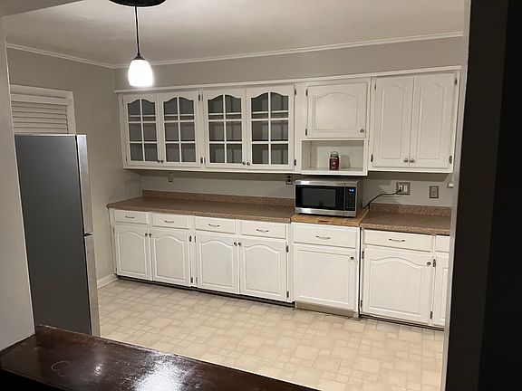 4th image of 1817 Vinewood St