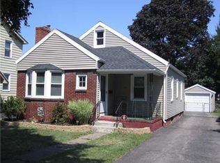 94 Langford Rd, Rochester, NY 14615