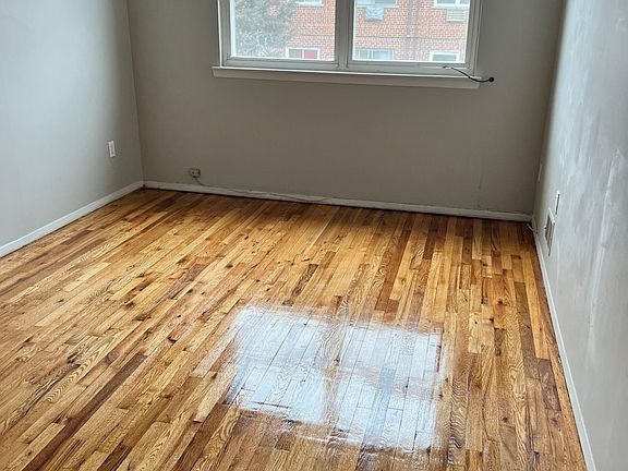3rd image of 3136 Edson Ave Floor 1