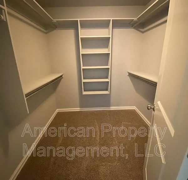 5312 Charleston Dr — Photo 22