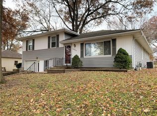 8806 Kentucky Ave, Kansas City, MO 64138