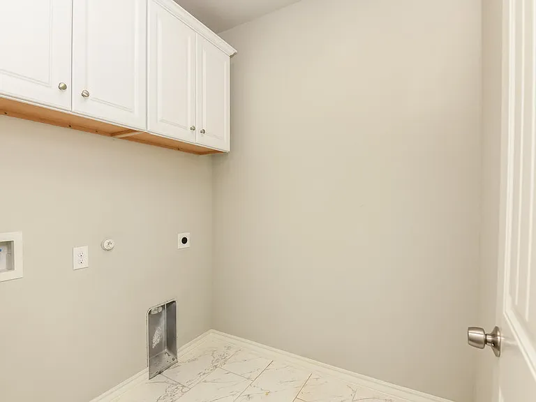 917 Linden Dr — Photo 15