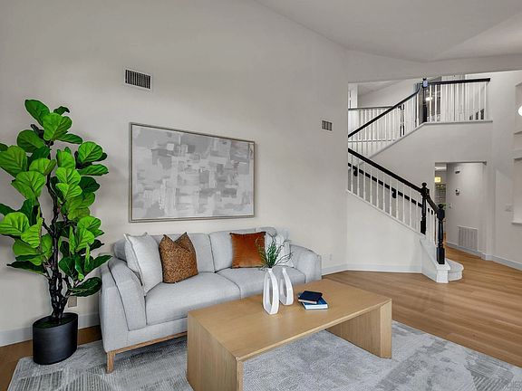 3rd image of 1847 Centennial Way