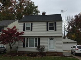 1388 Cranover Rd, Lyndhurst, OH 44124