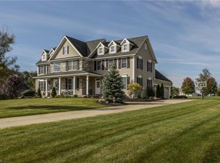 5406 Jennifer Ln, Wadsworth, OH 44281
