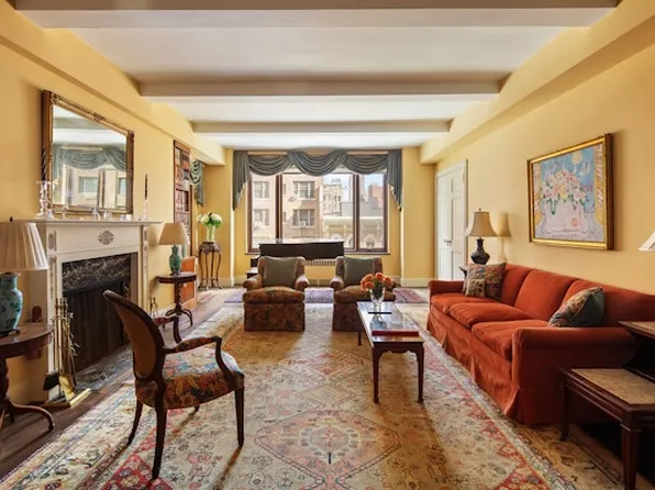 350 East 57th Street image 1 of 12