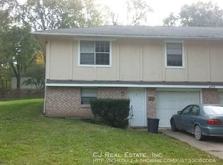 205 NE Westwind Dr APT B, Lees Summit, MO 64086