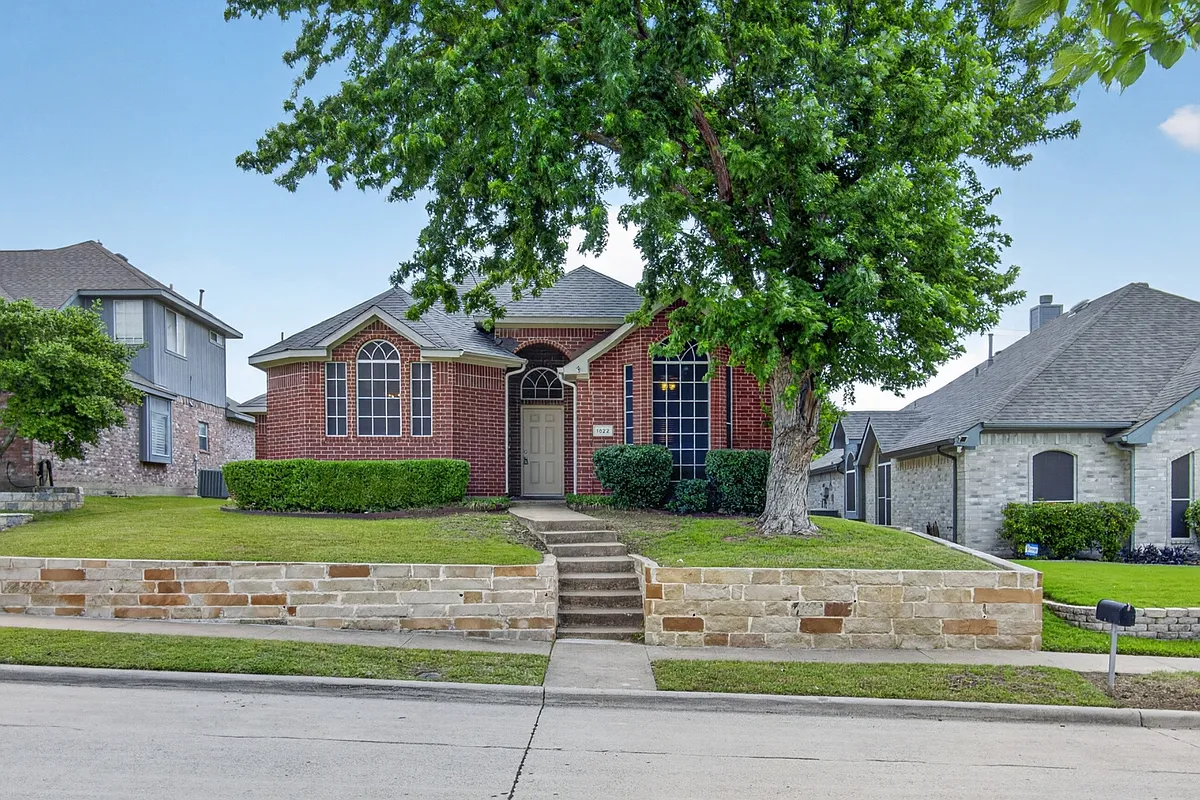 Building Photo - 1822 Dartbrook Dr
