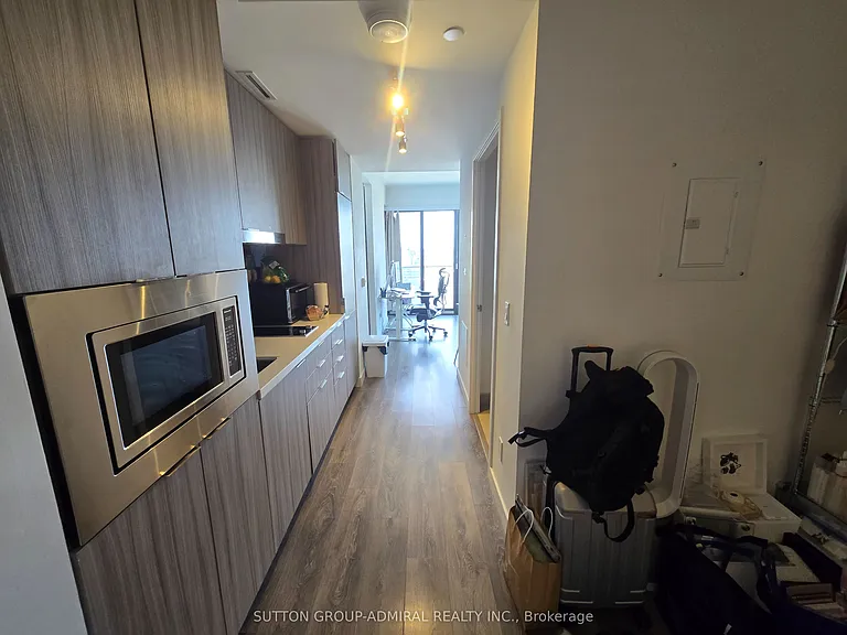 215 Queen St W #1802 — Photo 13