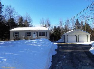 17 Rustic Way, New Gloucester, ME 04260