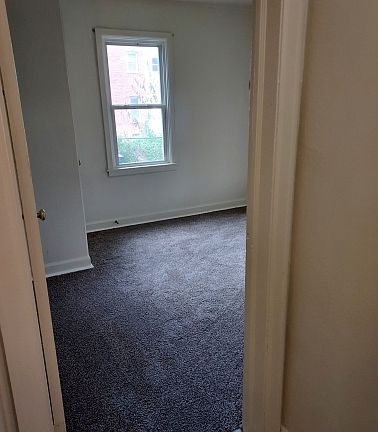 3rd image of 1428 Mulberry St