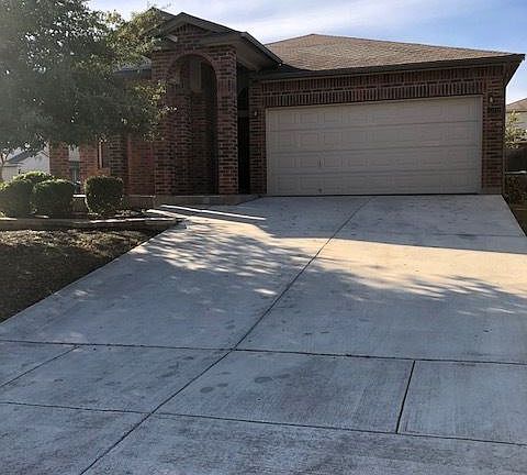 2nd image of 12110 Dawson Cir