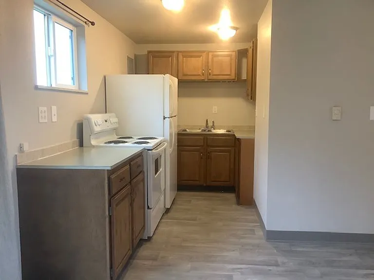234 S Mill St — Photo 5