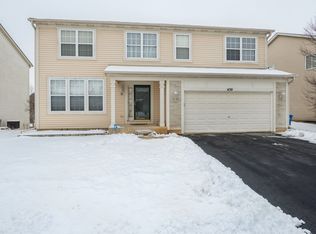 450 S Collins St, South Elgin, IL 60177
