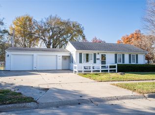 501 E 24th St S, Newton, IA 50208