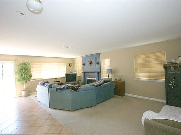 3rd image of 58 Keel Ct
