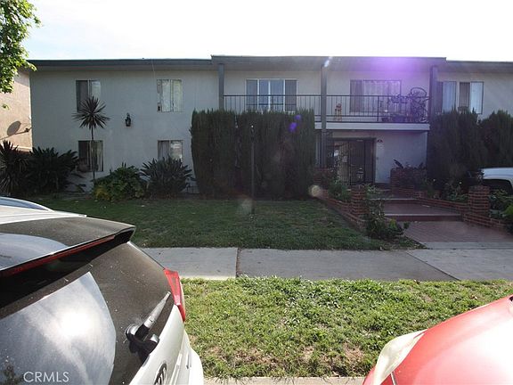 2nd image of 7524 Haskell Ave