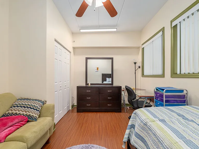 2515 SW 35th Pl #219 — Photo 20