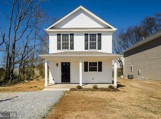 230A Bend Farm Rd, Fredericksburg, VA 22408
