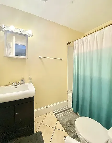6 bed, $9,499 — Photo 2