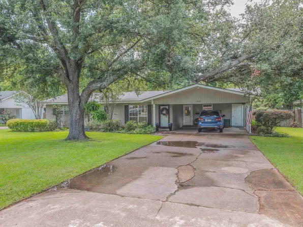 2013 Sherwood Ave, Monroe, LA 71201