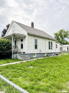 602 Linkins Ave, Tovey, IL, 62570