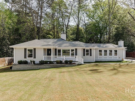 2nd image of 121 Fortson Circle