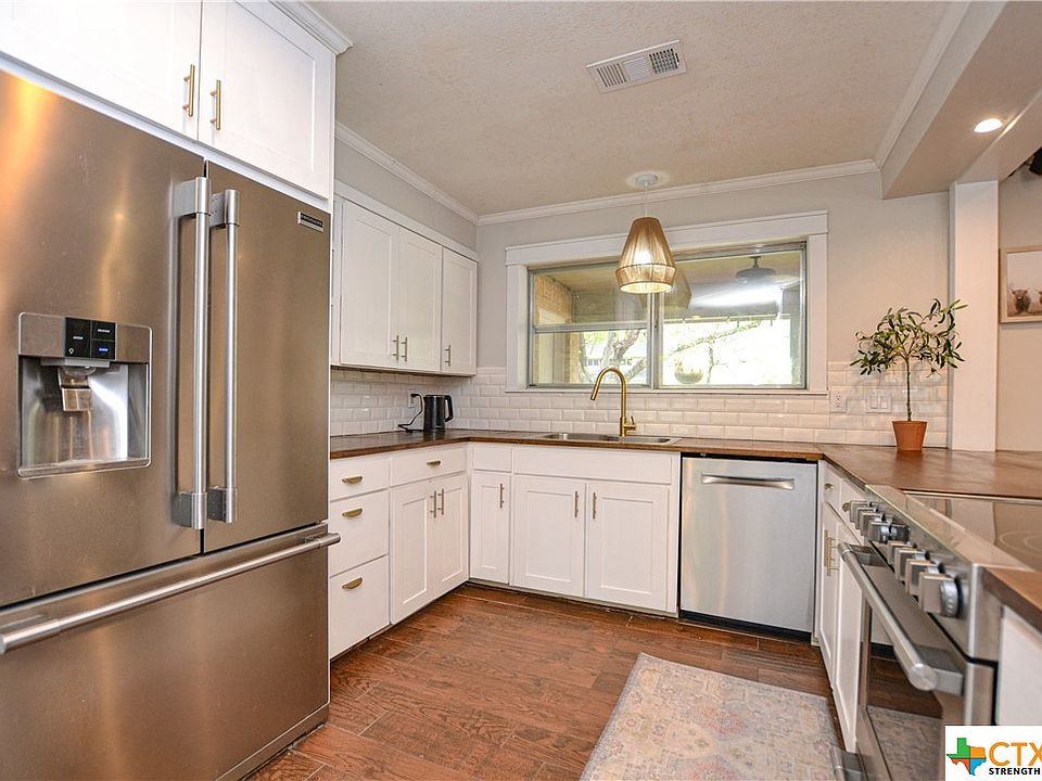1st image of 1407 W Avenue A