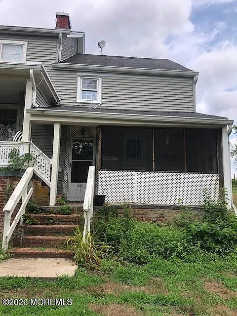 3 bed, $2,500 — Photo 2
