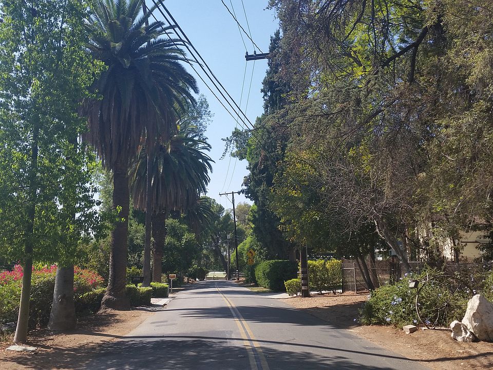 2nd image of 2936 McAllister St