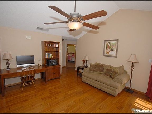 3rd image of 11537 Caballo Lake Dr