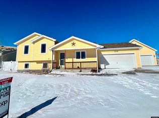2434 Painted Horse Trl, Casper, WY 82604