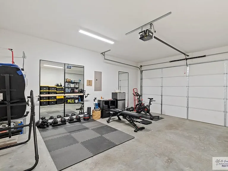 2409 Antelope Canyon St — Photo 18