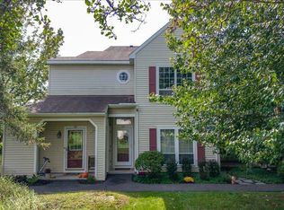 513 Apex Ln, Troy, NY 12182