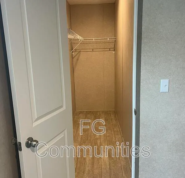 129 Sides Meadow Dr #4 — Photo 22