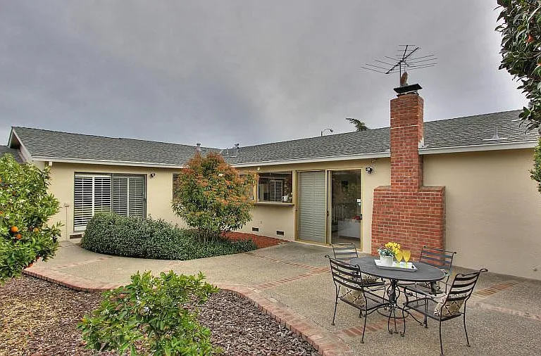 541 Tioga Ct — Photo 8