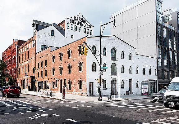 3rd image of 945 Bergen St #317