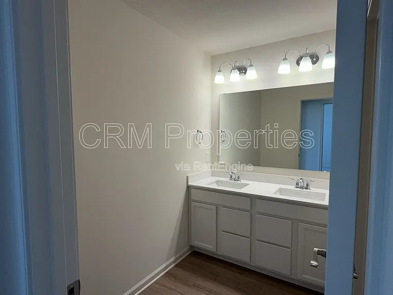 7264 Selah Ln — Photo 18