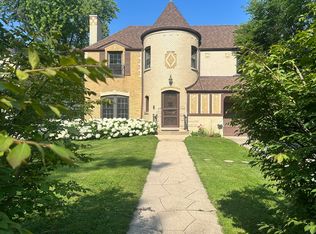 1233 Cleveland St, Wilmette, IL