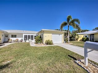 8633 Flores Ct, Fort Myers, FL 33907
