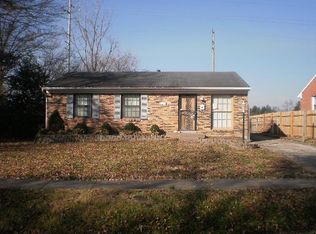 11206 Thunder Dr, Louisville, KY 40272