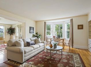 220 Burncoat St #1, Worcester, MA 01606