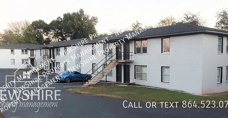 1109 Hampton Ave #A — Photo 6
