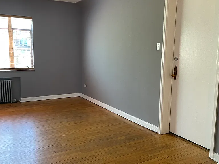 1375 N Pearl St #8 — Photo 16
