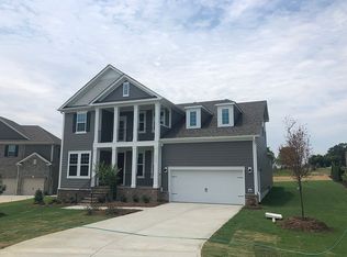 2221 Fawkes Creek Ct, Apex, NC 27539